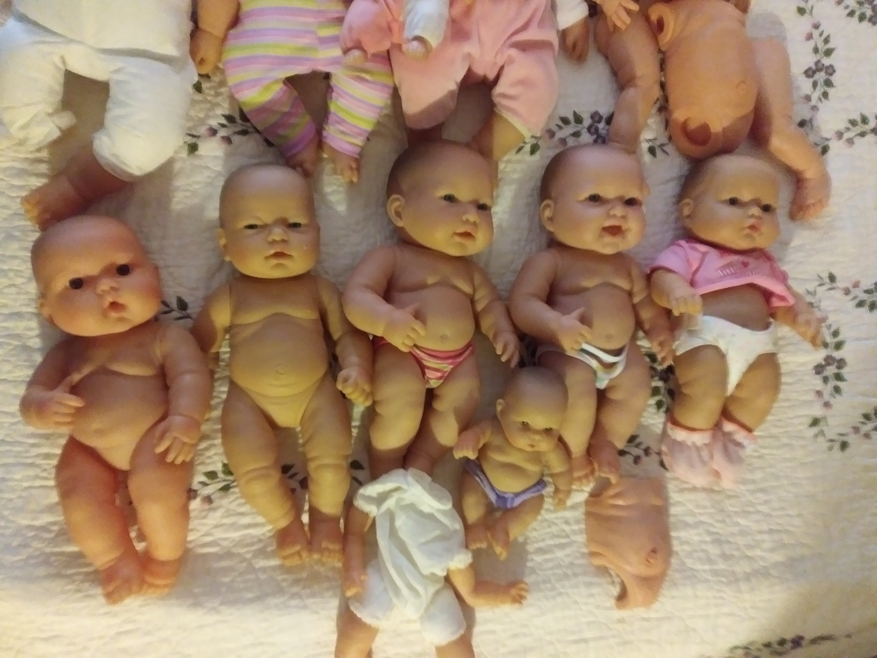 Lot of Berenguer dolls for sale - For 