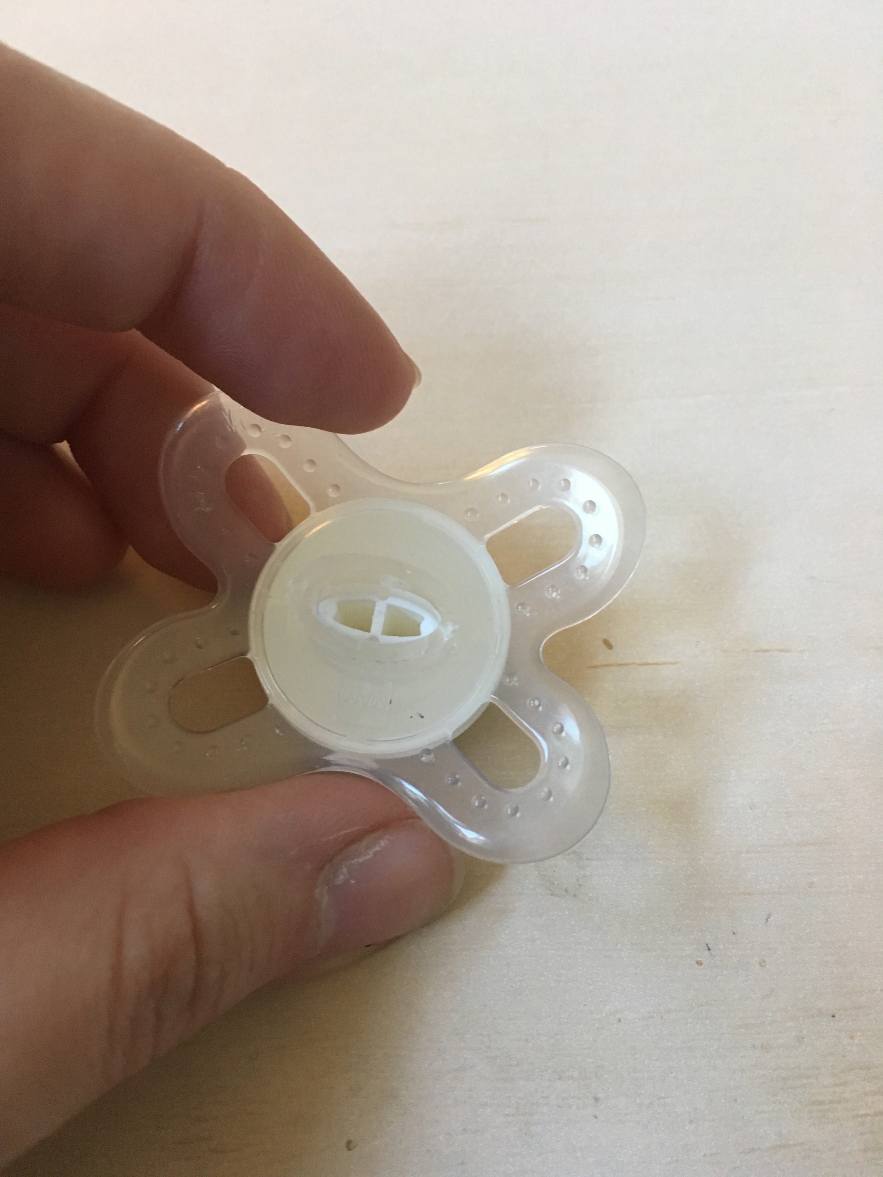mam pacifier cleaning